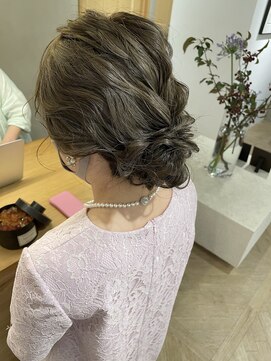 ローレン(LOREN) 【LOREN】ふんわりルーズフルアップ