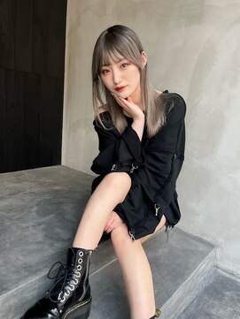 ファイブバイジエクト 堀江(FIVE by The Ect) シースルーバング×似合わせカット×ハイトーンミルクティー☆