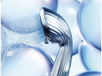 ReFa ファインシャワー使用泡で頭皮や髪の汚れを素髪へ導きます