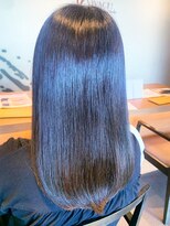 ヴィヴァーチェイルソーレ(VIVACE ilsole)&nbsp;20代30代40代髪質改善カラーアッシュブラウン艶感ストレート