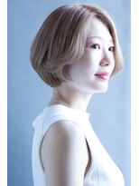 美容室 ロハン ミルクティベージュボブ