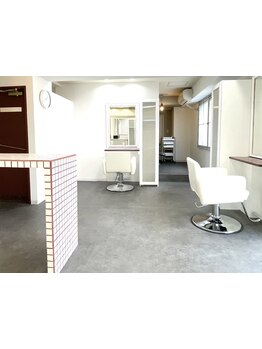 【大通駅：徒歩5分】マンツーマンで丁寧に施術◎ファッションと合わせて髪型をコーディネートします。