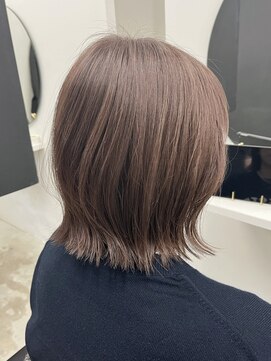 キー(kii) やんわり暖色ベージュ ボブ