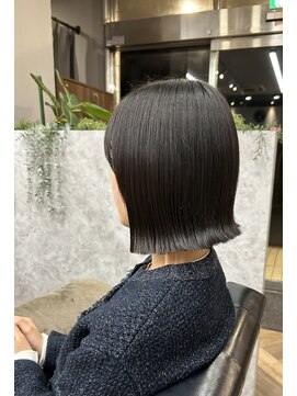 マーレ(MARLE./) 切りっぱなしボブ