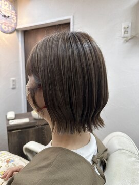 ティーフォースプラス(T force plus) 〇切りっぱなしボブ〇