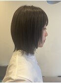 ショートボブ×顔周りレイヤー