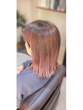 ペールピンク×外ハネボブ