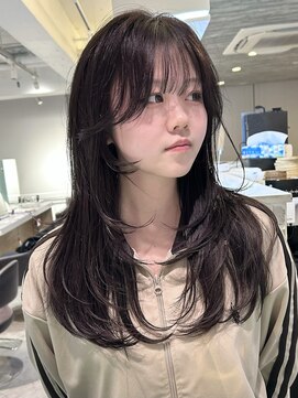 コルプラス(col +plus) レイヤーカット/韓国風レイヤー/顔周りレイヤー/顔周りカット