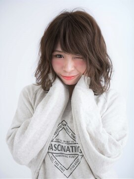 パコ(Paco) アッシュグレージュカラー☆ワンカールとろみギブソンタック