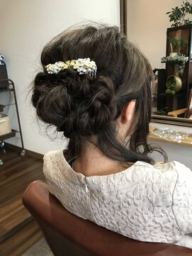 ちいさな美容室 庵(an) お呼ばれに最適なオシャレアレンジ^_^