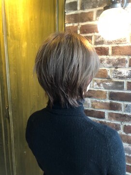 エイミー(Aimee) Aimee 町田  オリーブベージュ×ハンサムショート