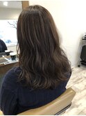 ベージュブラウン