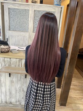 エミーバイモアムー(Emmie byMoremuu) ムラサキピンクバレイヤージュ