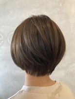 キナリ(KINARI)&nbsp;前下がりショートボブ