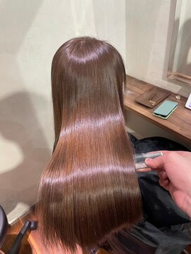 キュア 表参道(CURE) 黒髪/グレージュカラー/ココアベージュ/ヘルシーロング/表参道