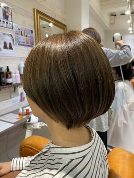 ラトゥーナ(Ratuna) Ratuna【塚口】ショートボブ