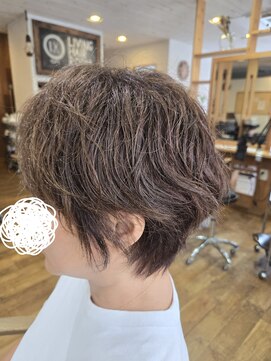 リビングヘアルーム(LIVING HAIR ROOM) ナチュラルショート