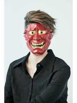 コマ(coma) 【coma中野】マロンベージュかきあげ刈り上げマニッシュショート