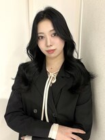 ユーフォリア 渋谷グランデ(Euphoria SHIBUYA GRANDE)&nbsp;ブルーブラック　顔まわりカット　暗髪　韓国ヘア