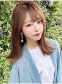 大人の女性に似合う上品なミディアムヘア