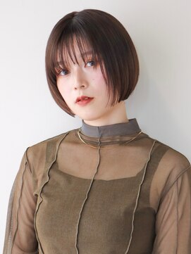 シスタ(SISTA) ミニボブ/切りっぱなしボブ/タイトヘア/レイヤーボブ/内巻きボブ