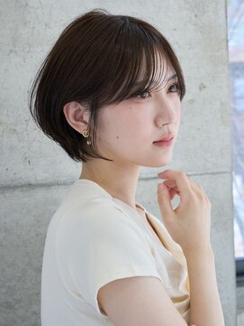 リノ 吉祥寺(Lino kichijoji) 大人かわいいショートボブ/耳掛けショートレイヤー/透明感カラー