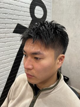 アンカー(ANCHOR) MEN’S HAIR/サーフカール/刈り上げセンターパート/印西市