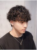 フェザーパーマ/刈り上げセンターパート/サーフカール[新宿]