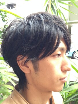 インプレッション 三軒茶屋店(impression) 見え隠れするツーブロックがポイントのメンズパーマスタイル。