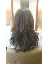 カームヘアー(Calm hair)&nbsp;マットベージュ系のツヤカラー