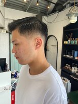セッヂ バーバースタヂオ(SEDGE Barber Studio)&nbsp;ツイストスパイラルツーブロック刈り上げフェード[小岩バーバー]