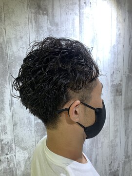 エヌプラス(N+) メンズヘアフェザーパーマサーフカール刈り上げセンターパート