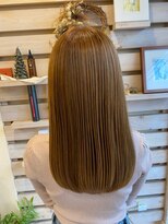 サロンドカスティーロ(salon de castillo)&nbsp;髪質改善ストレート明るめベージュうる艶大人可愛いロング
