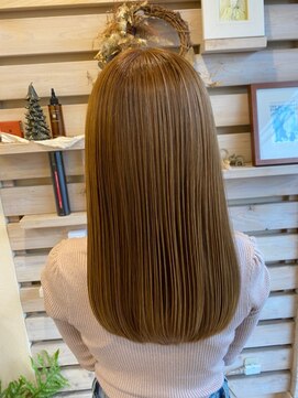 サロンドカスティーロ(salon de castillo) 髪質改善ストレート明るめベージュうる艶大人可愛いロング