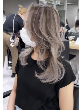 レディアル 大宮(REDEAL ope.) バレイヤージュ　網紅髪　ワンホンヘア　レイヤーカット