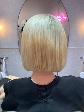 ルームバイシー 新宿(Loom. by Sea) ハイトーンタンバルモリ