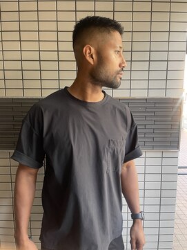 ウェルネス(Wellness) スパイラルツーブロックマッシュアップバングコンマヘア57