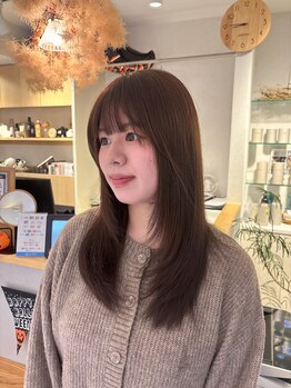クロレ(CLORE)の写真/《ひとりひとりに似合う顔まわり》や似合わせのバランスを見ながらの可愛いレイヤーカットをご提案◎