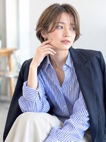 ドット ヘアー(dot.hair) ハンサムショート / センターパート / シアーアッシュ