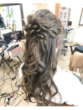 ロカット サロン(Roquat Salon) ゆるハーフアップアレンジ【ヘアセット　立川/立川南/八王子】