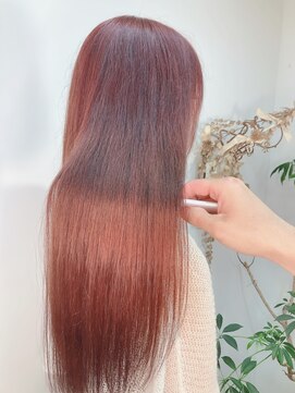 イーラ(era) 《era》アンニュイヘア　艶ストレート　チェリーラベンダー みわ