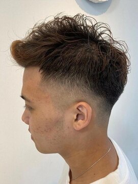 ミューズ 新小岩店(HAIR&NAIL MUSE) フェードカット スキンフェード メンズパーマ くせ毛ショート