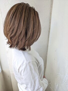 ムーンジェジェ(moon jeje) レイヤーボブ×優しいバレイヤージュ★藤原