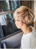 刈り上げブロンドマッシュ/20代30代40代50代60代