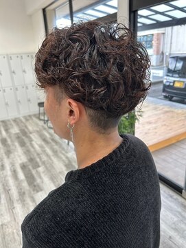 サロンド ベレーザ トータ(salao de beleza tota) ツーブロック ツイスパ