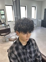 カルロイースタイル(CARLO e-style)&nbsp;シャドウパーマツイストスパイラルパーマ刈り上げツーブロック