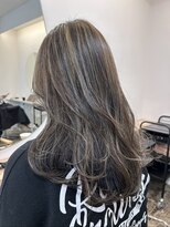 ユッカ 梅田(YUCCA)&nbsp;【 YUCCA 】大人可愛い20代ハイライトカラー