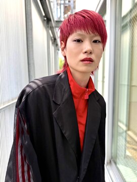 イトシテ ベリーショートウルフ×ハイトーンピンク 【鎌田 隆雅】