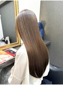 ツヤ髪ベージュ×ロングスタイル