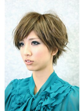 ヘアーメイク ダブル(HAIR MAKE double) 大人女子のザクザクショートレイヤー♪